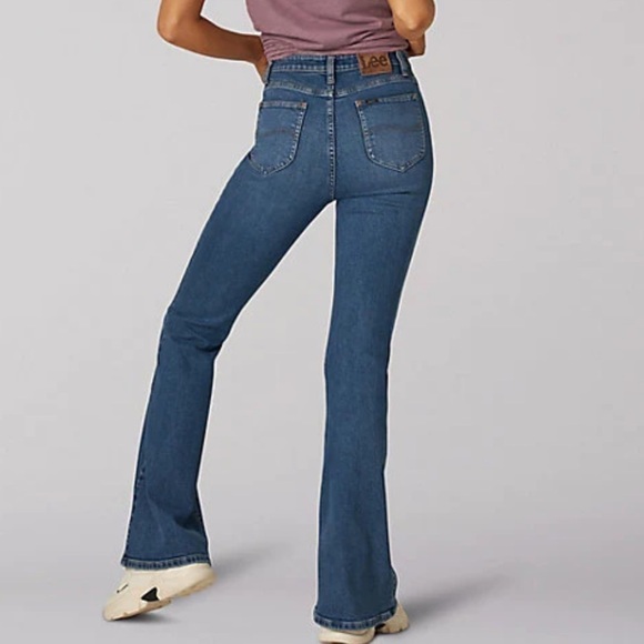 NWT Lee Heritage High Rise Slim Fit Flare Jeans in Clear Cut - Picture 6 of 12